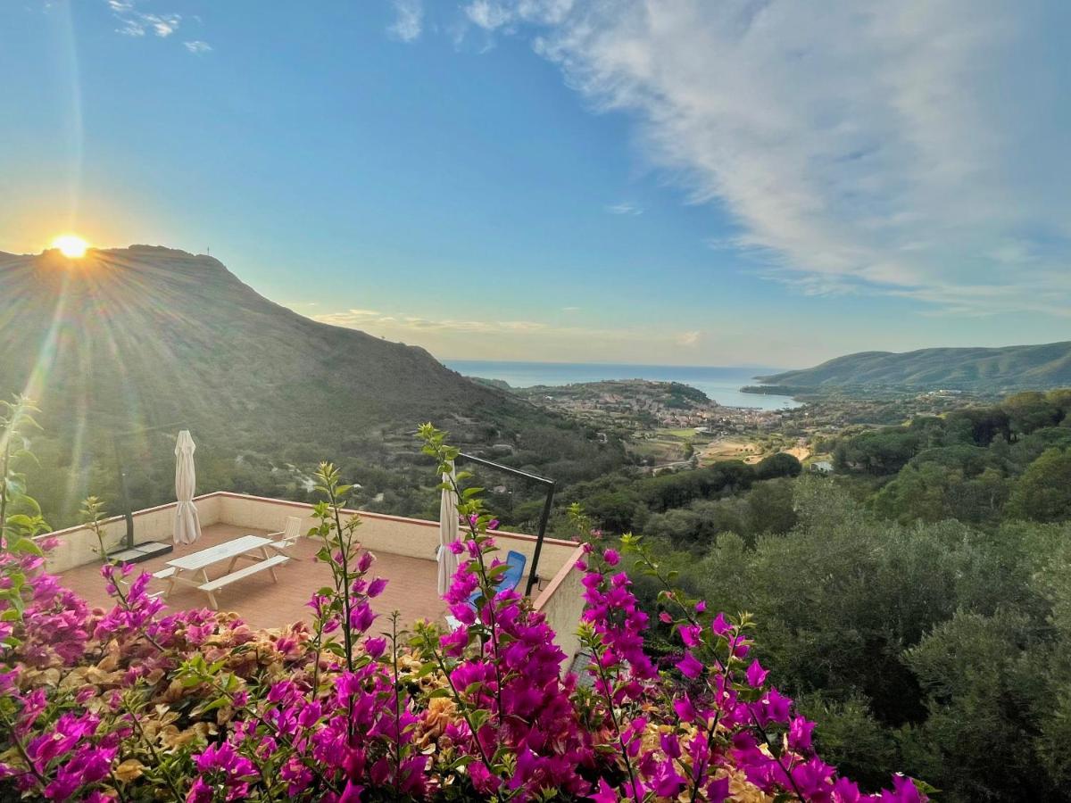 Aria Di Collina - Isola D'Elba Apartment Porto Azzurro Exterior photo