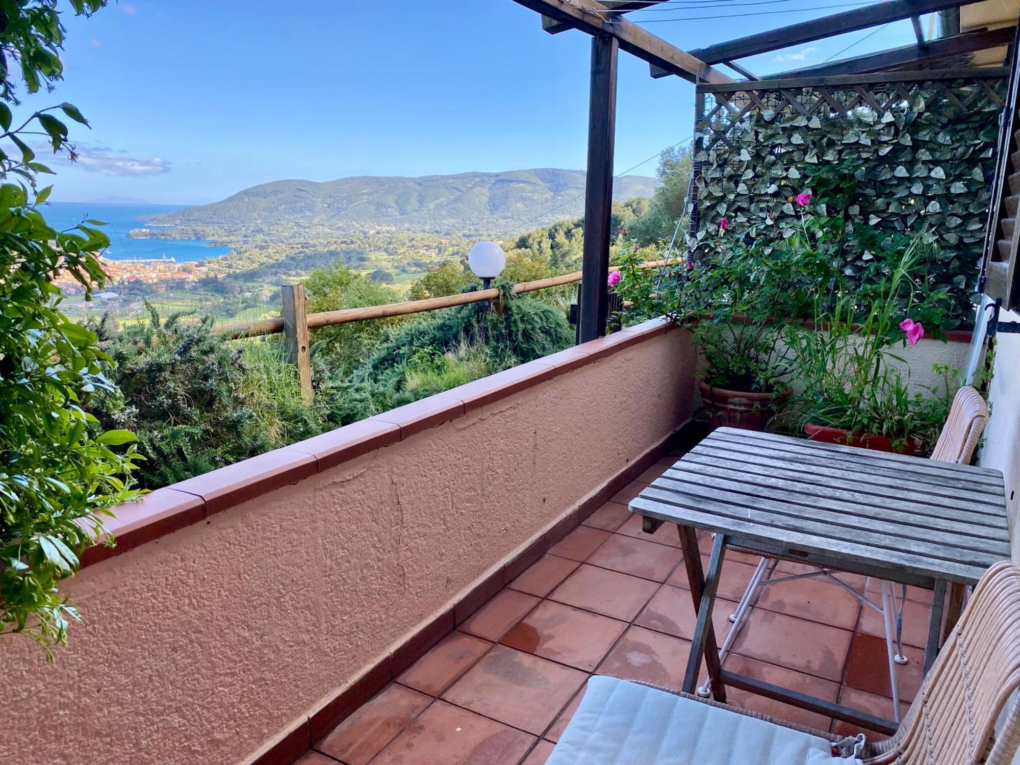 Aria Di Collina - Isola D'Elba Apartment Porto Azzurro Exterior photo